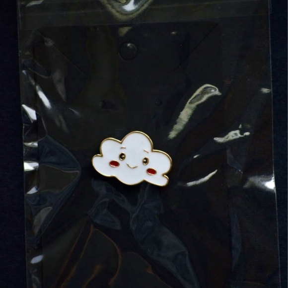 Pack of 5 Brand New/ Packaged Sloth/Panda/Cloud Pins - Picture 5 of 5